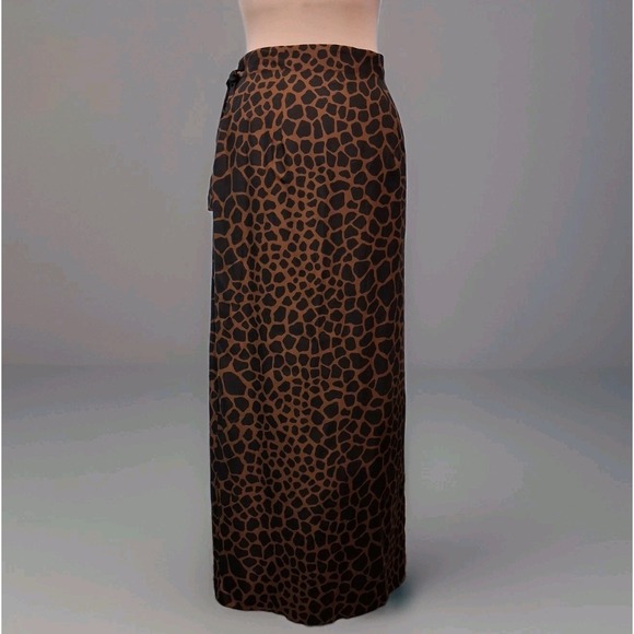 Finity Naturals Womens Animal Print Silk Wrap Skirt Sz 6  Elevated Resortwear - Picture 11 of 11